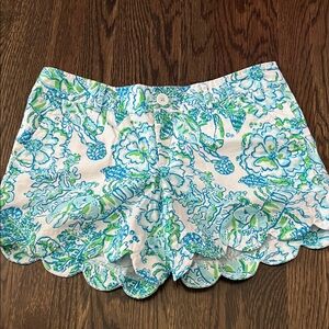 Lilly Pulitzer Buttercup shorts size 6